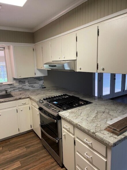 Building Photo - 133 Templeton Dr