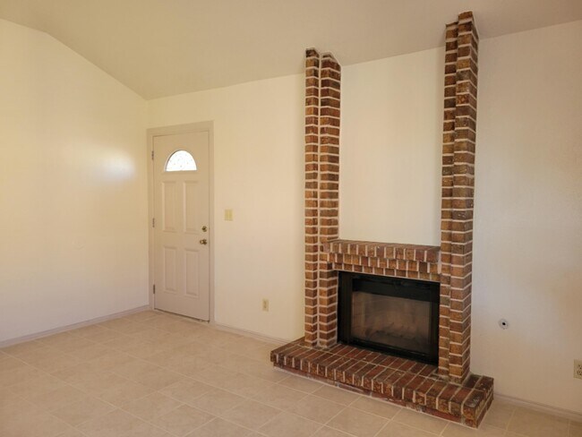 Building Photo - 3324 Red Sails Dr