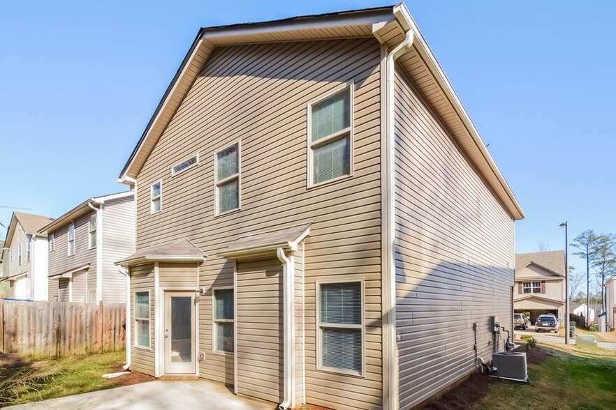 Building Photo - 125 Bethany Manor Dr