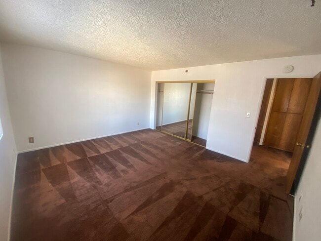 Building Photo - 13707 Cerise Ave