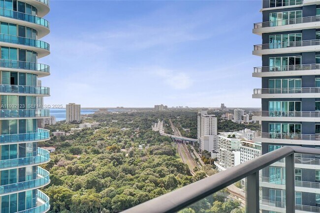 Building Photo - 1300 S Miami Ave