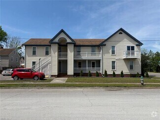 Building Photo - 96 Chautauqua Ave
