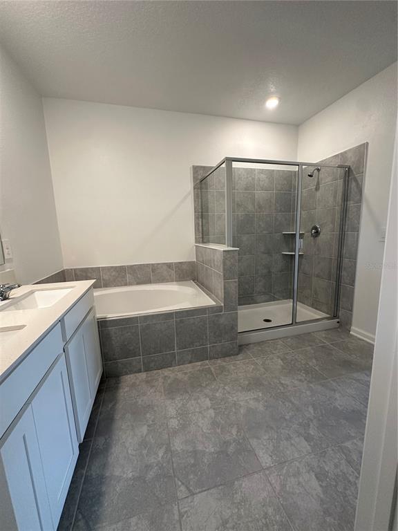 Building Photo - 251 Nine Iron Dr