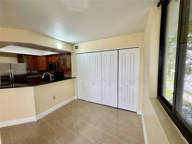 Building Photo - 8215 SW 152nd Ave