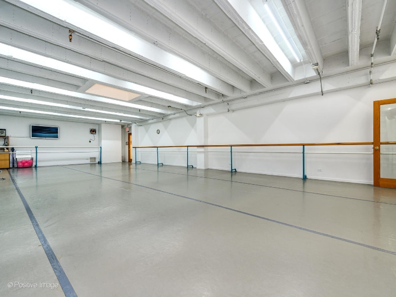 Building Photo - 2126 1st St