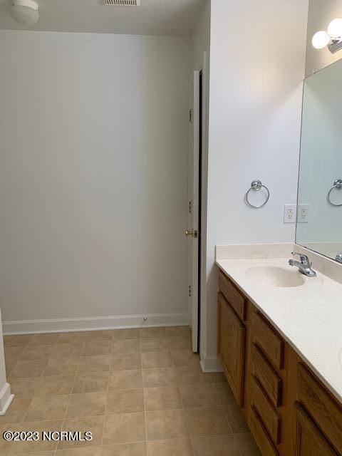 Building Photo - 909 Springwood Dr