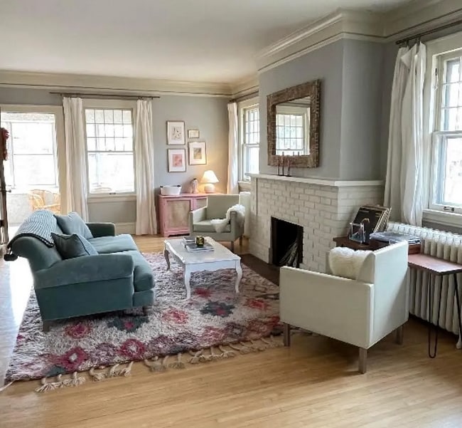 Building Photo - 822 W 42nd St