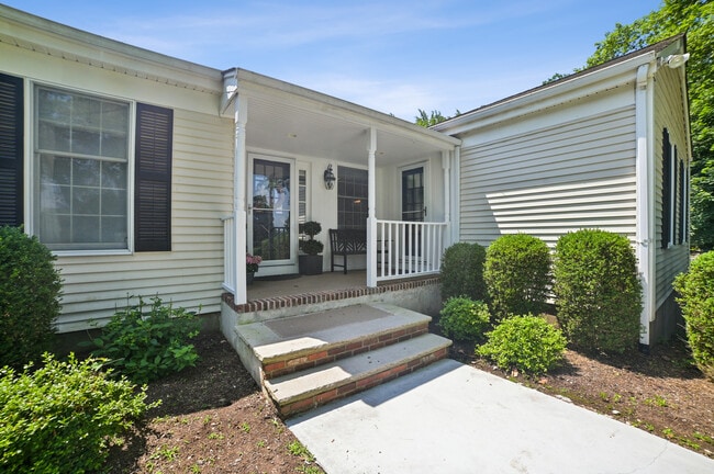 Primary Photo - 415 Fairmount Ave