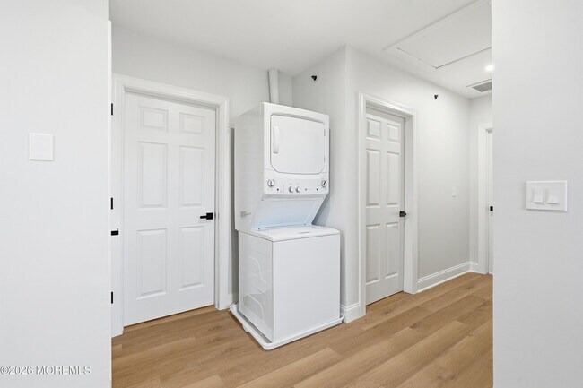 Building Photo - 115 Remsen Ave