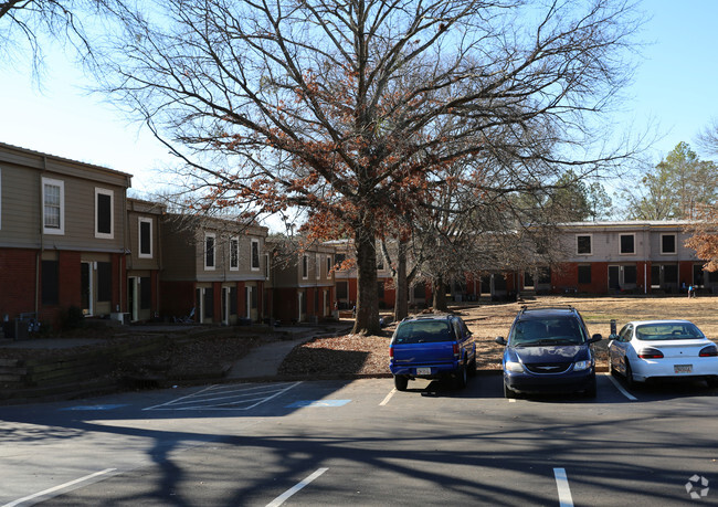 Building Photo - Forest Cove Apartments