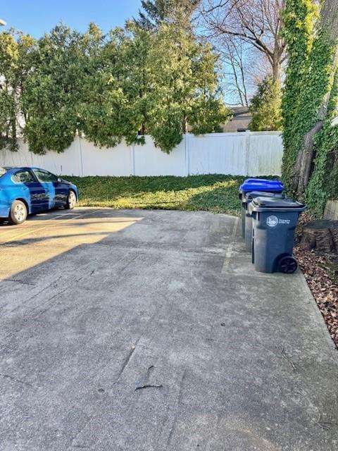 Building Photo - 17 6th St