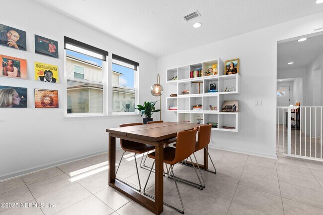 Building Photo - 4556 Pine Ridge Pkwy