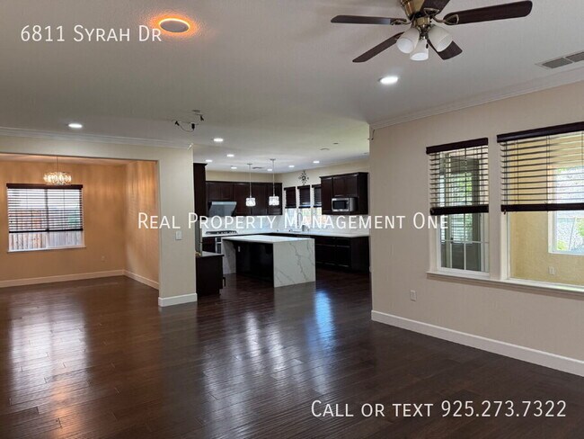 Building Photo - 6811 Syrah Dr