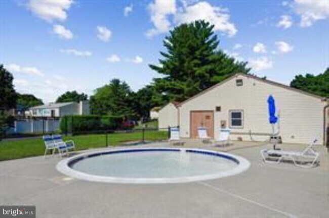 Building Photo - 3502 Lochearn Ct