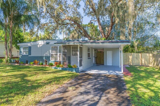 Building Photo - 7113 Parison Dr