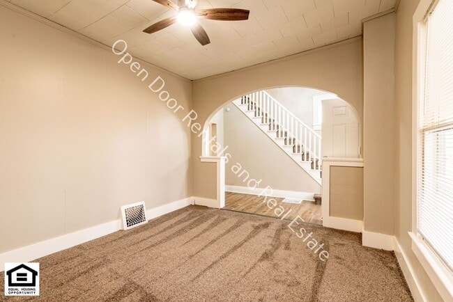 Building Photo - 3 bedroom home now available