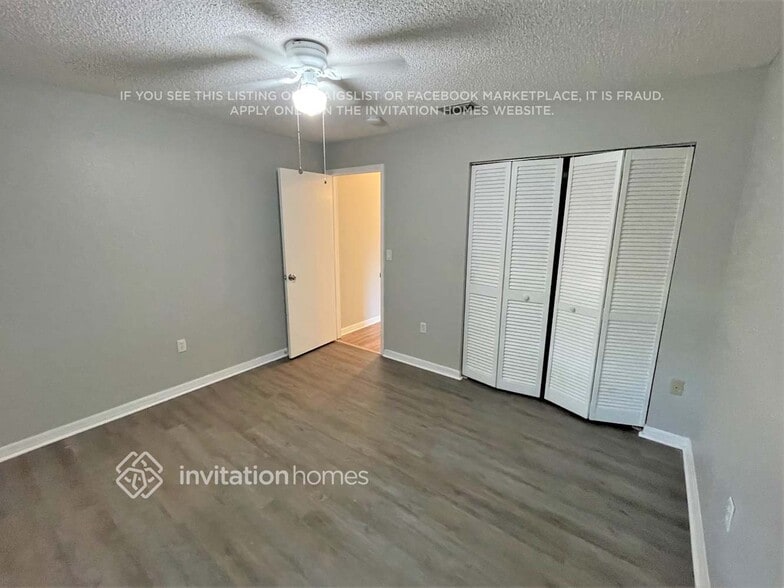 Building Photo - 21224 Alderson Ave