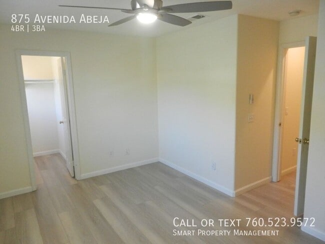 Building Photo - 875 Avenida Abeja