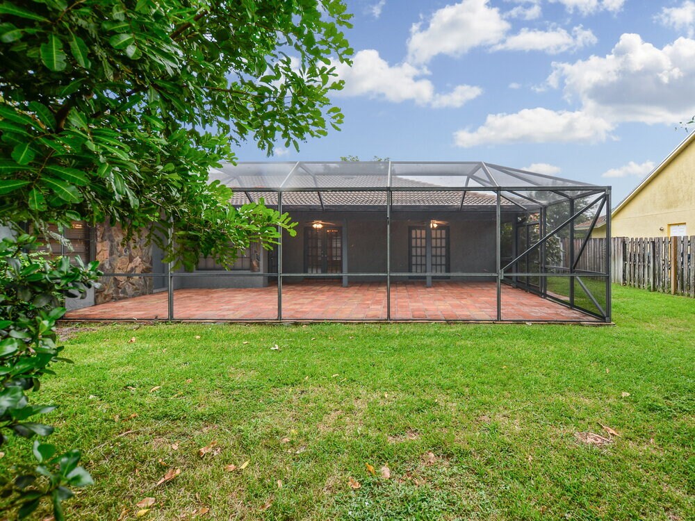 Building Photo - 13640 Jonquil Pl