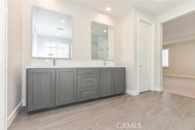 Building Photo - 121 Linda Vis