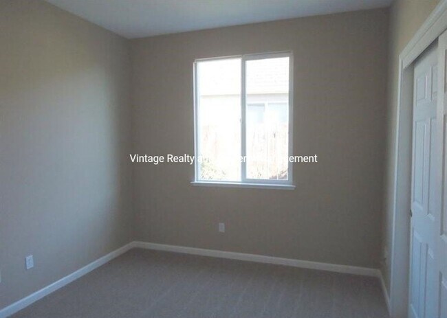 Building Photo - 1473 Swallow Tail Ln