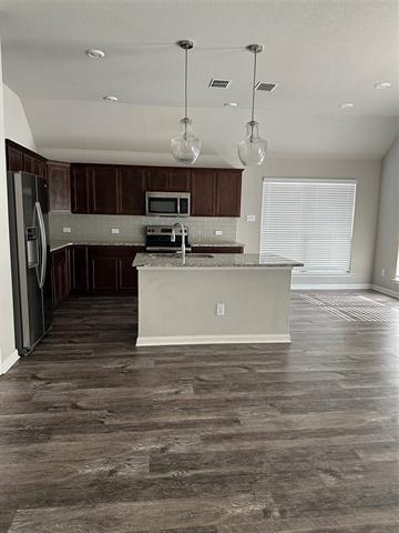 Building Photo - 3209 Samson Dr