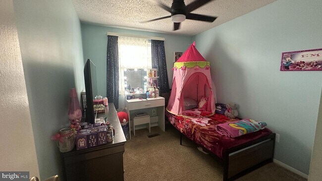 Building Photo - 8111 Brown Ct