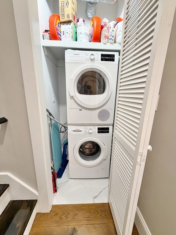 Building Photo - 63 Marion St