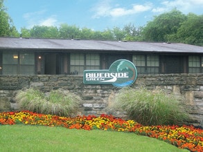 Building Photo - Riverside Green Apartments