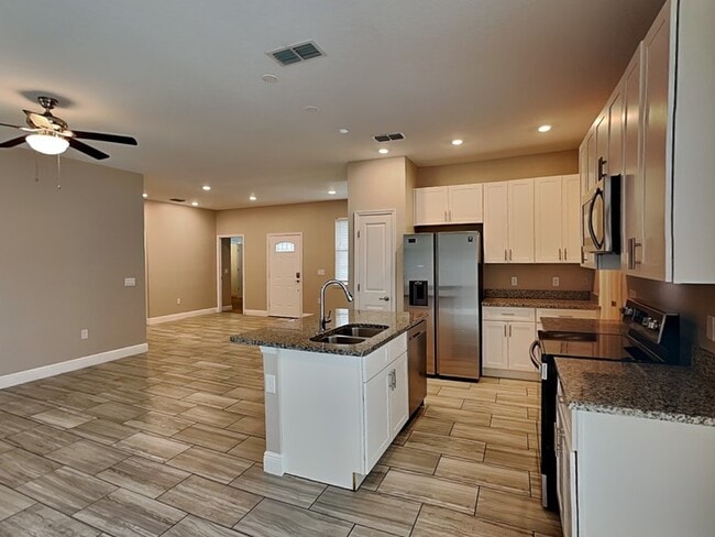 Building Photo - 1957 Michigan Dr