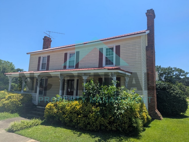 Primary Photo - 5001 Marriott St