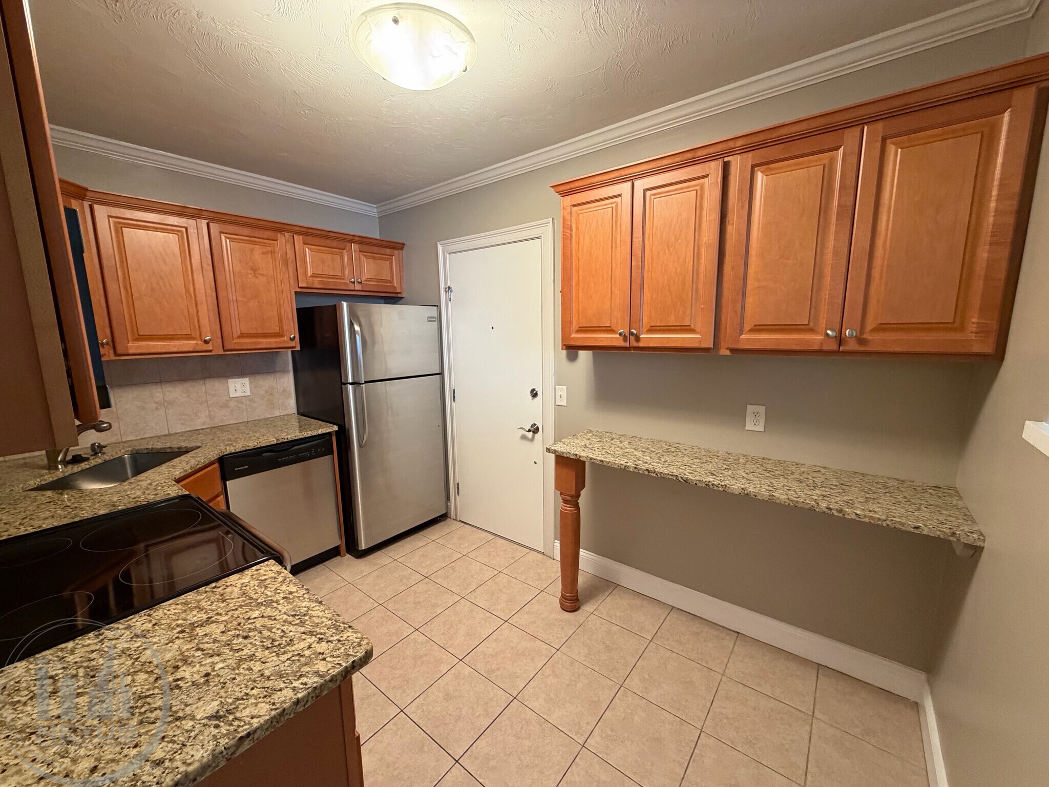 Building Photo - 47 Alvarado Ave