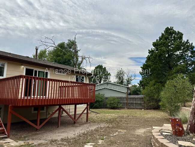 Building Photo - 1250 Chiricahua Dr