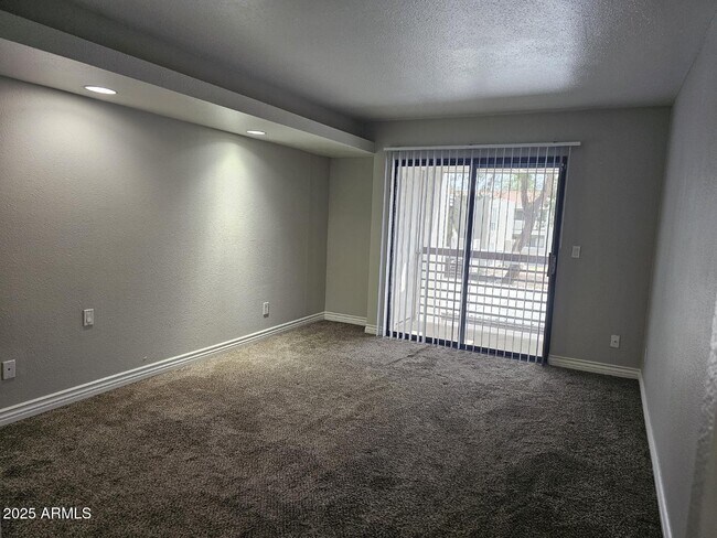 Building Photo - 3420 W Danbury Dr