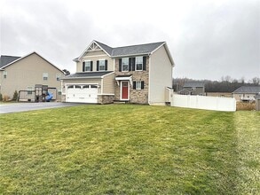 Building Photo - 113 Weeping Willow Way