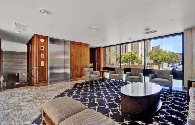 Building Photo - 750 State St