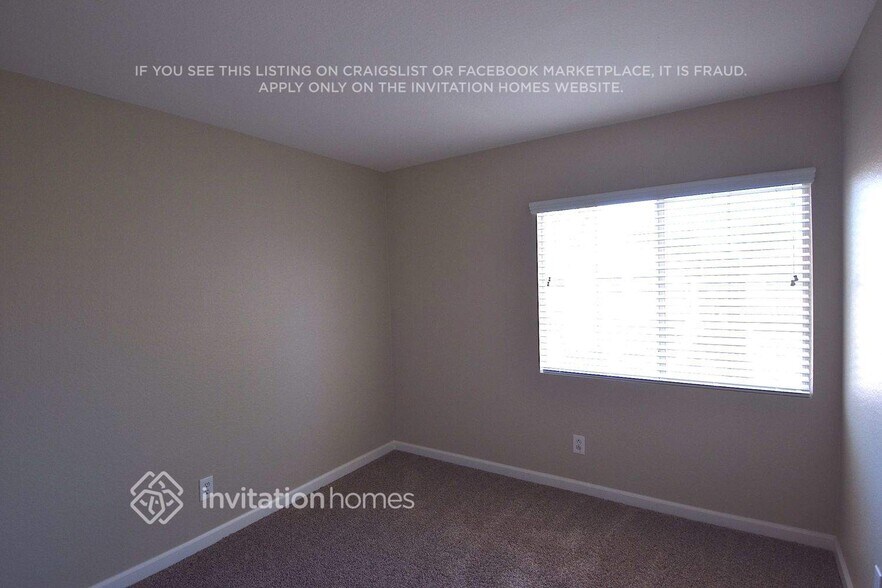 Building Photo - 2667 Ridgewater Cir
