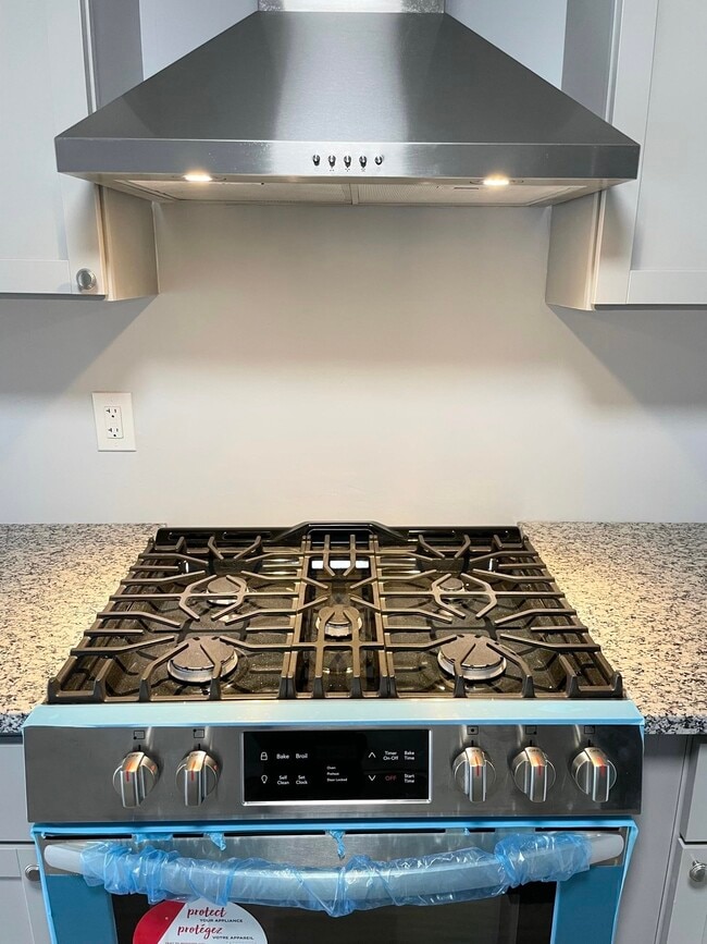 Building Photo - 1311 Hanover St