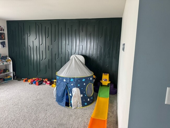 Building Photo - 12648 S Talbot Cir