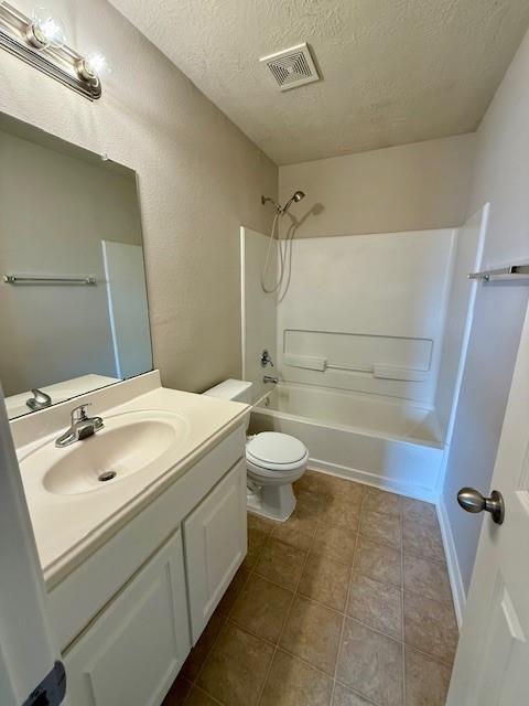 Building Photo - 28834 Red River Loop