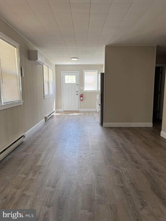 Building Photo - 7111 Battle Ln