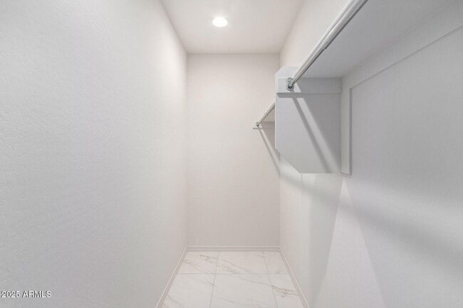 Building Photo - 6970 W Gwen St