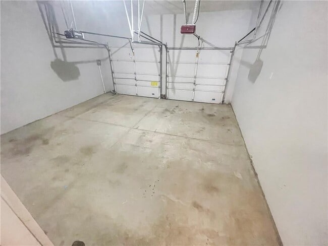 Building Photo - 140 Calborne Ct