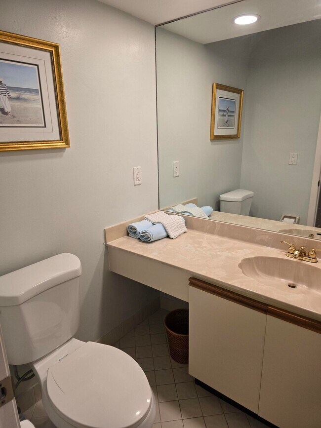 Building Photo - 7484 La Paz Blvd