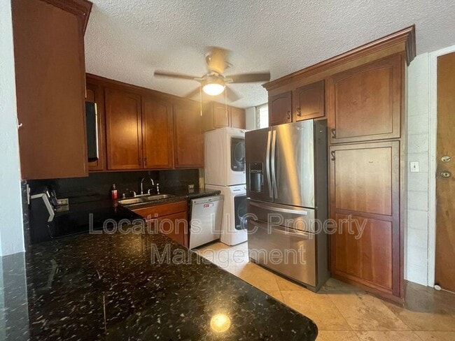 Building Photo - 95-2031 Waikalani Pl D905