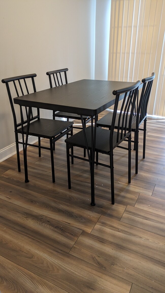 Building Photo - 2621 Macgregor Downs Rd