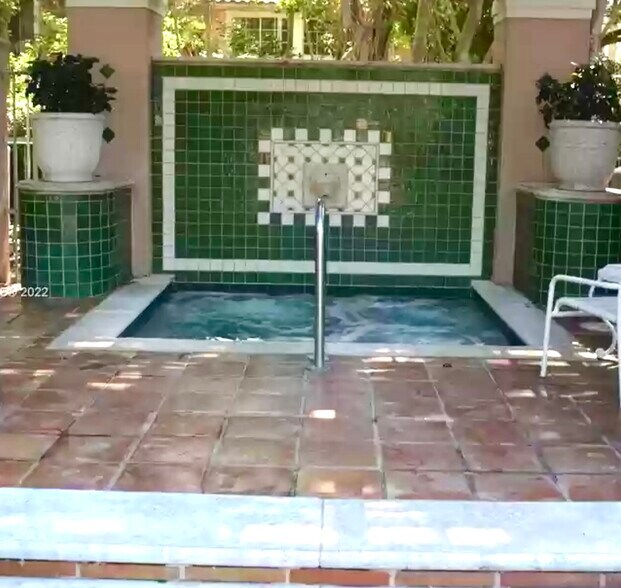 Building Photo - 12118 Saint Andrews Pl