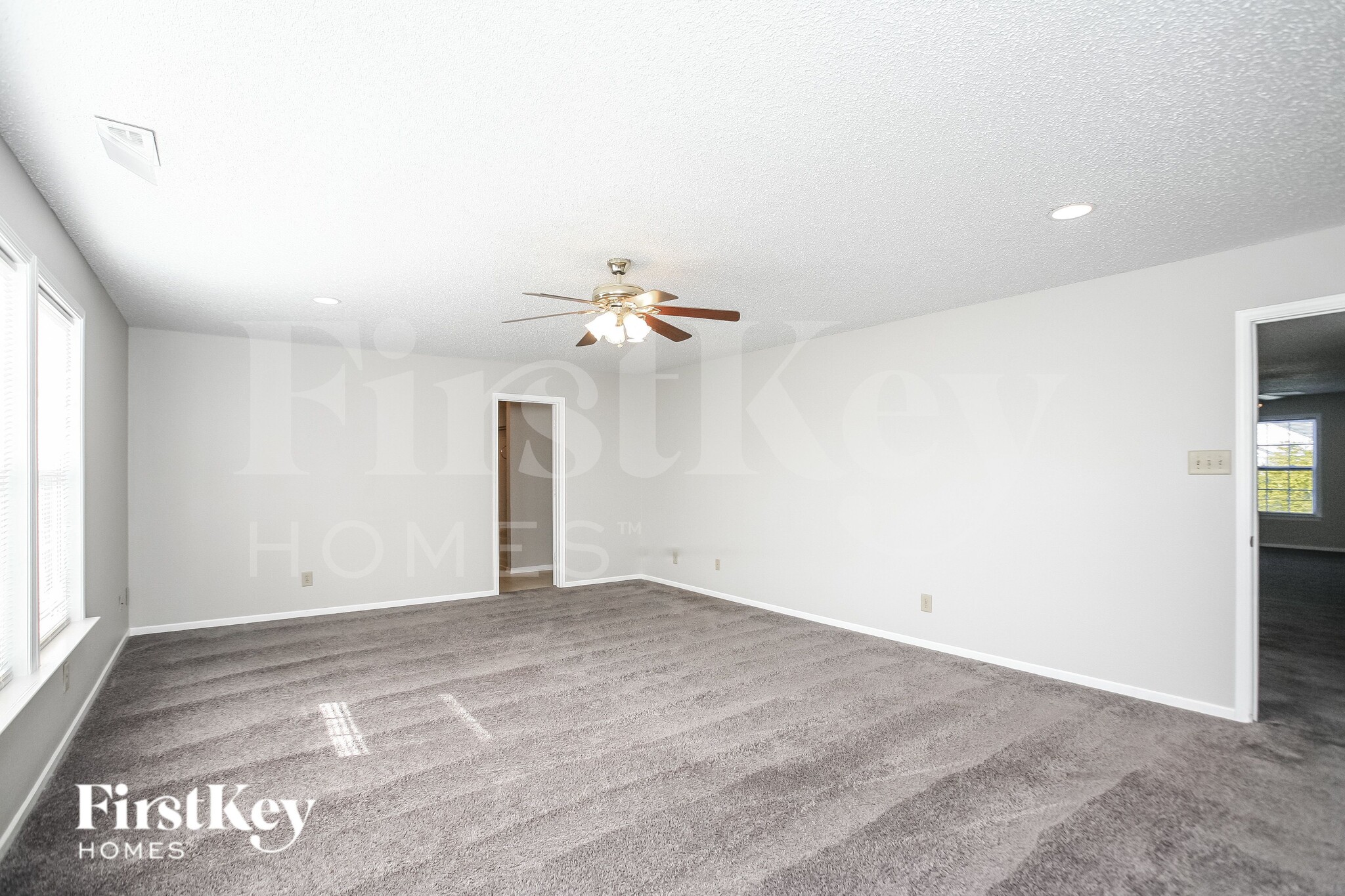 Building Photo - 15238 Radiance Dr