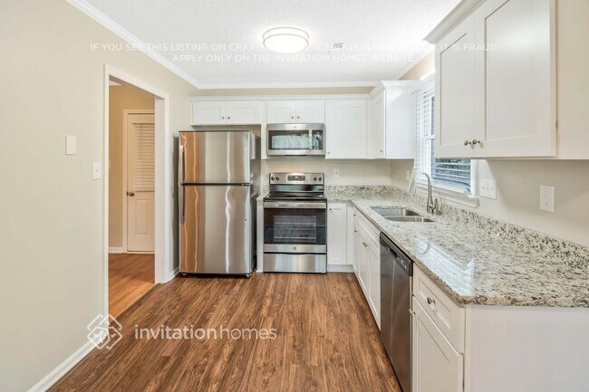 Building Photo - 7101 Thatcher Ct