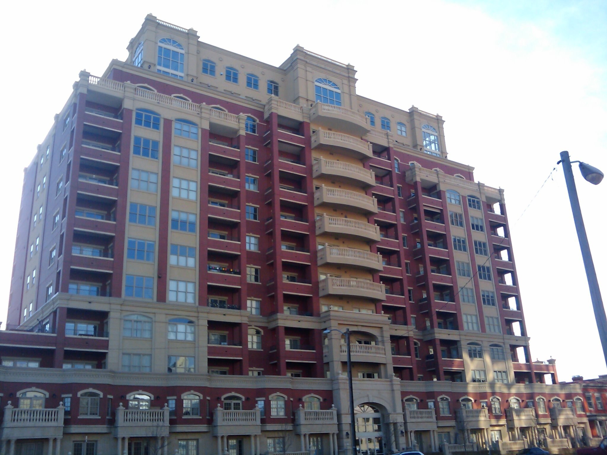 Building - 1950 Logan St